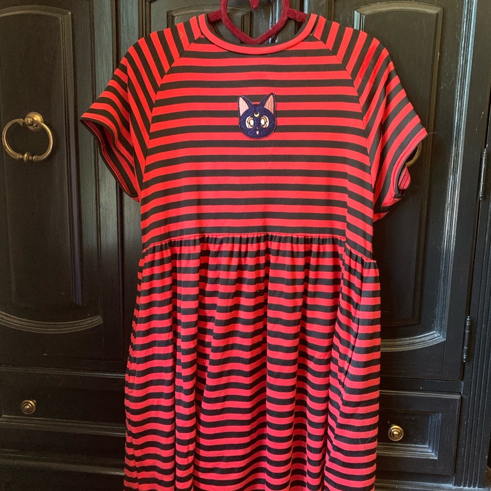 punyus sailor moon luna dress